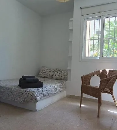 Apartamento Excellent Choice For Up To 8, 150 Sqm Of Comfort, 700 To Beach, With Pool, Air-conditioning Fuengirola