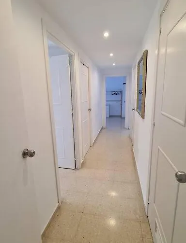 شقة Excellent Choice For Up To 8, 150 Sqm Of Comfort, 700 To Beach, With Pool, Air-conditioning