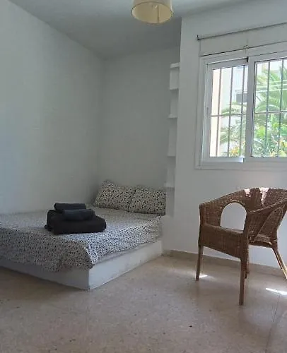 شقة Excellent Choice For Up To 8, 150 Sqm Of Comfort, 700 To Beach, With Pool, Air-conditioning فوينخيرولا