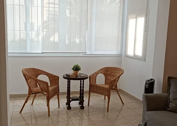 Excellent Choice For Up To 8, 150 Sqm Of Comfort, 700 To Beach, With Pool, Air-conditioning * فوينخيرولا